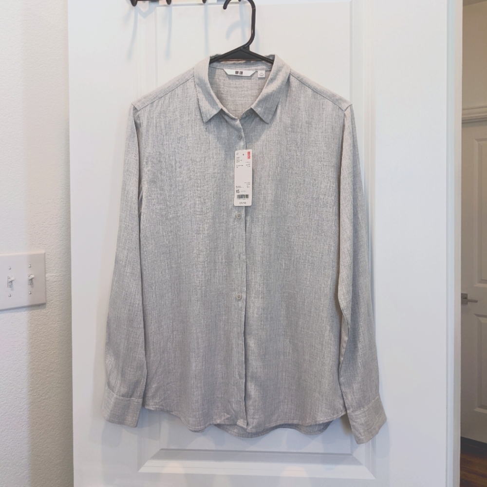 NEW Uniqlo Gray Button Down Rayon Blouse XS